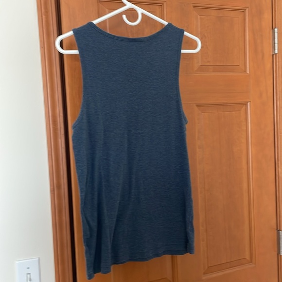 H & M tank top 3 pack medium - Picture 7 of 10